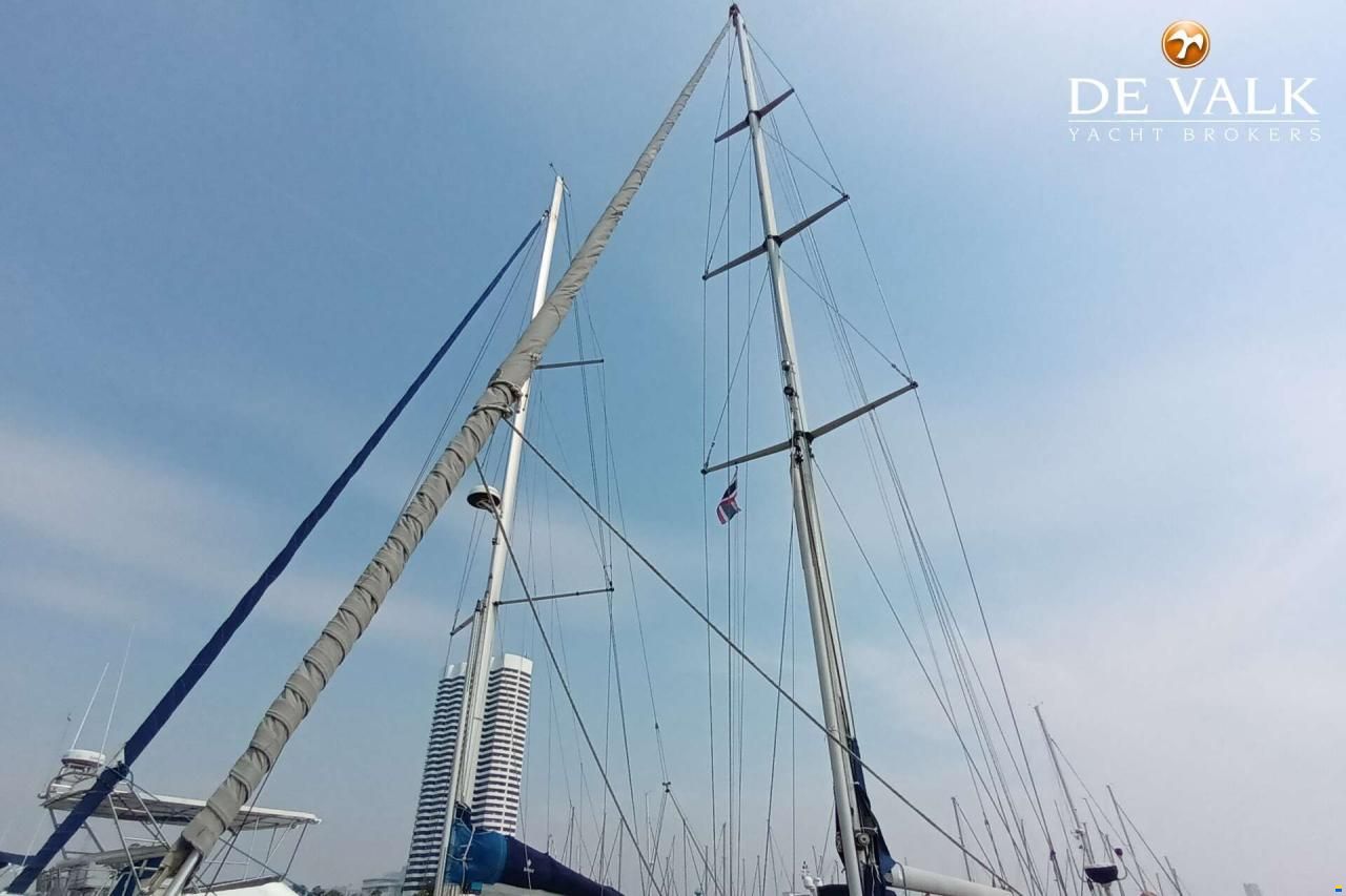 Hallberg-Rassy 45