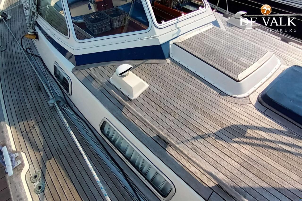 Hallberg-Rassy 45