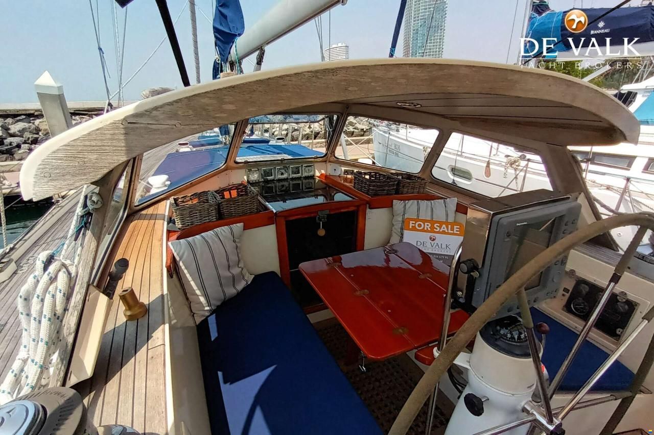 Hallberg-Rassy 45