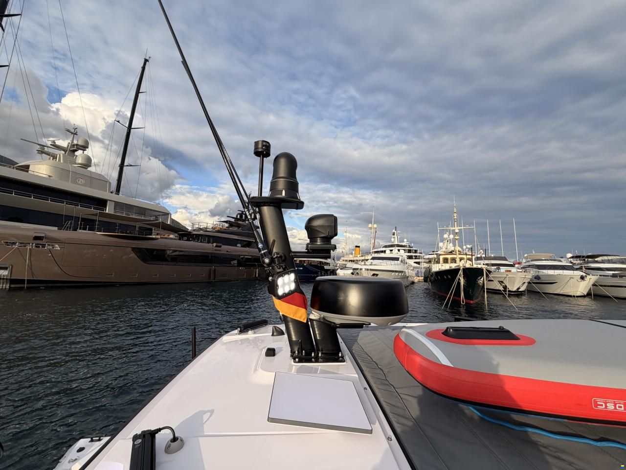 Axopar 37 Cross Cabin