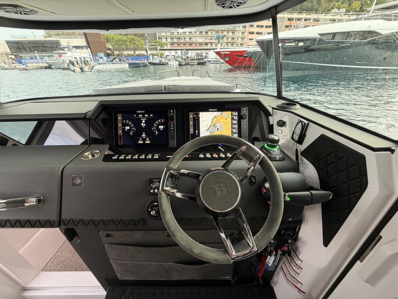 Axopar 37 Cross Cabin