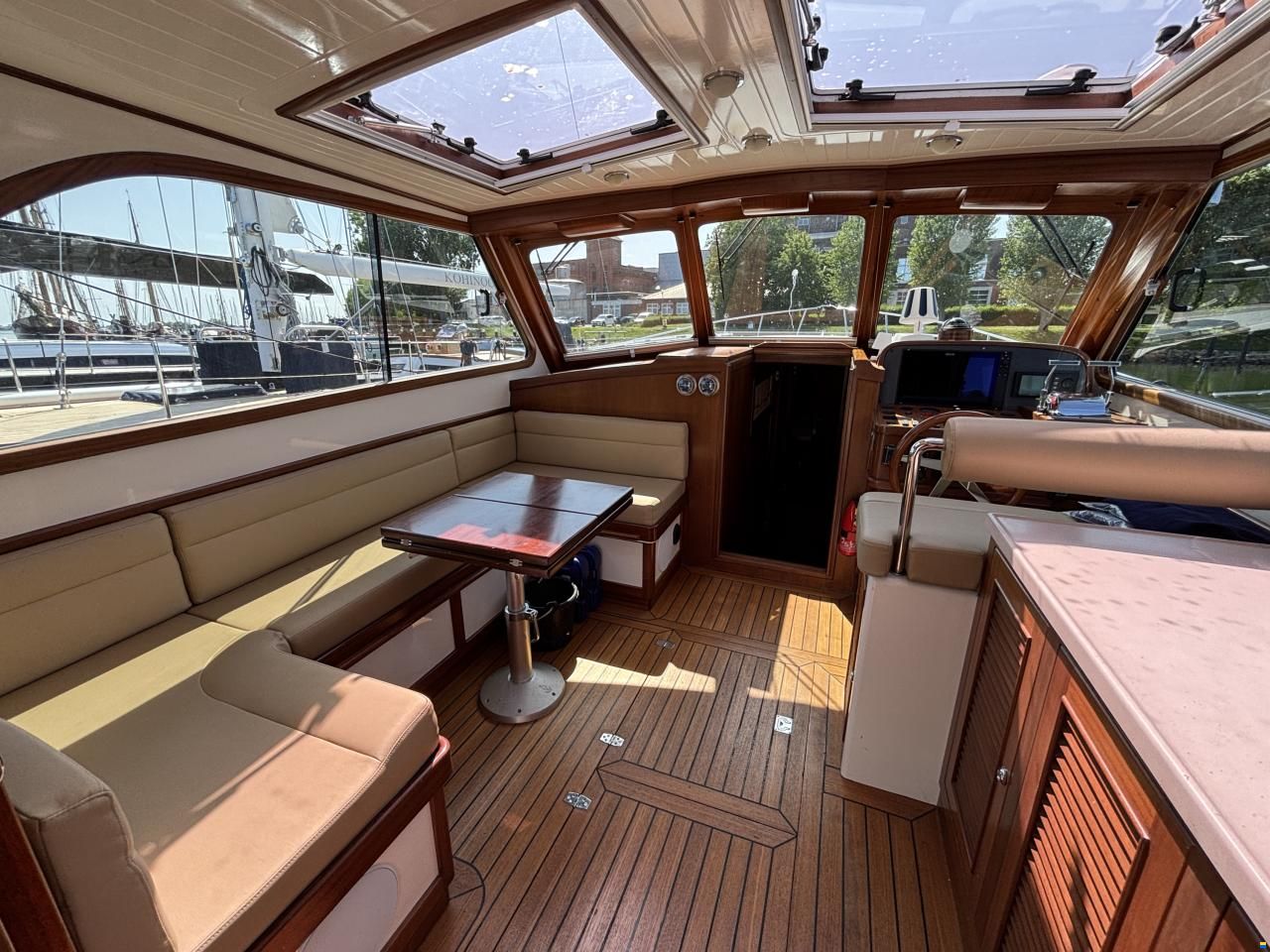 Rapsody 48 Offshore