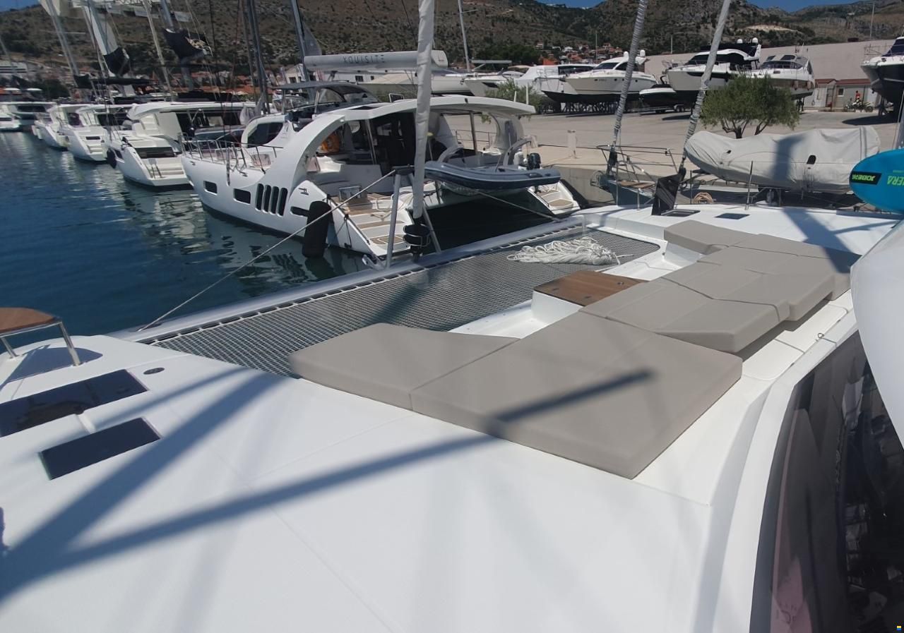 Fountaine Pajot Aura 51