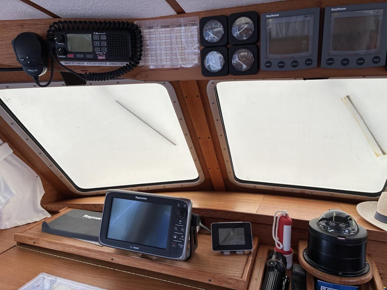 Nauticat 331