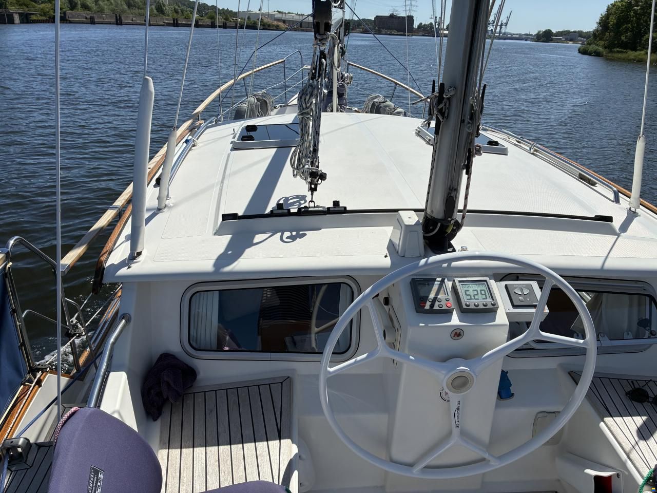 NAUTICAT 331