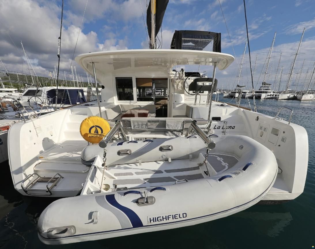 Lagoon 40