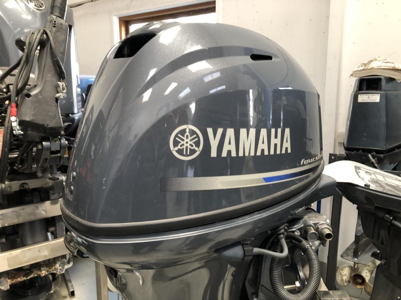 Yamaha F30BETS