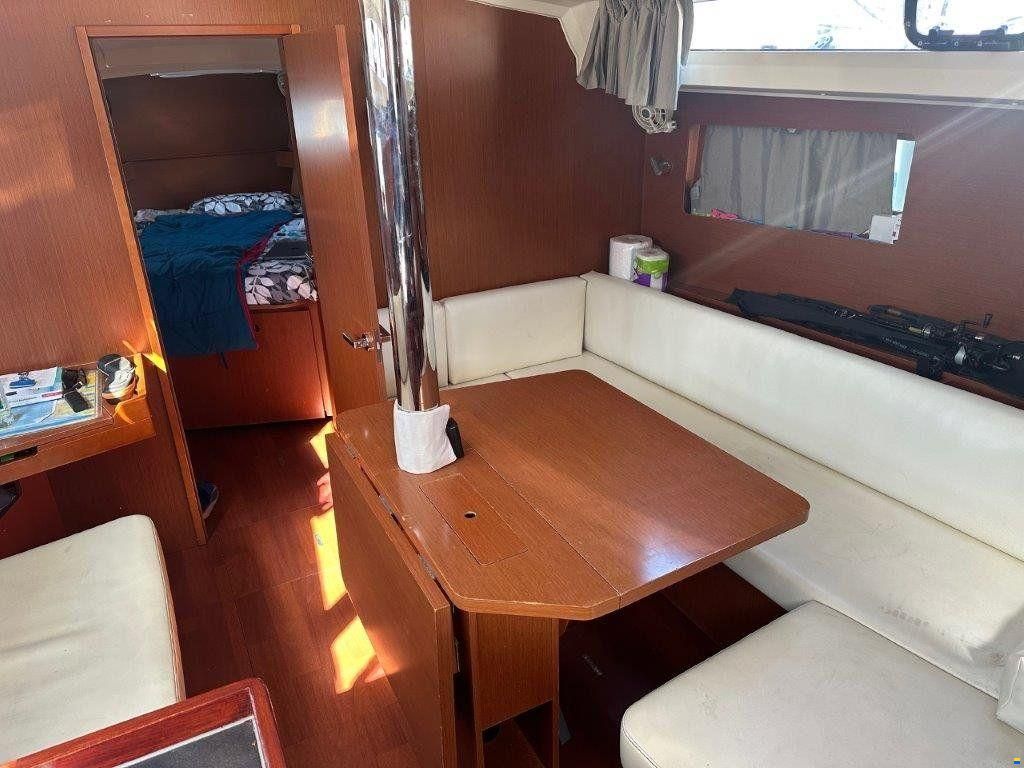 Beneteau Oceanis 41.1