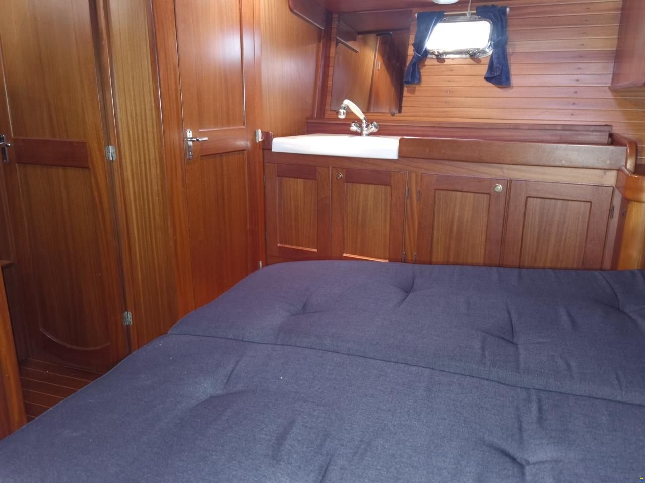 Regina af Vind&ouml; R43