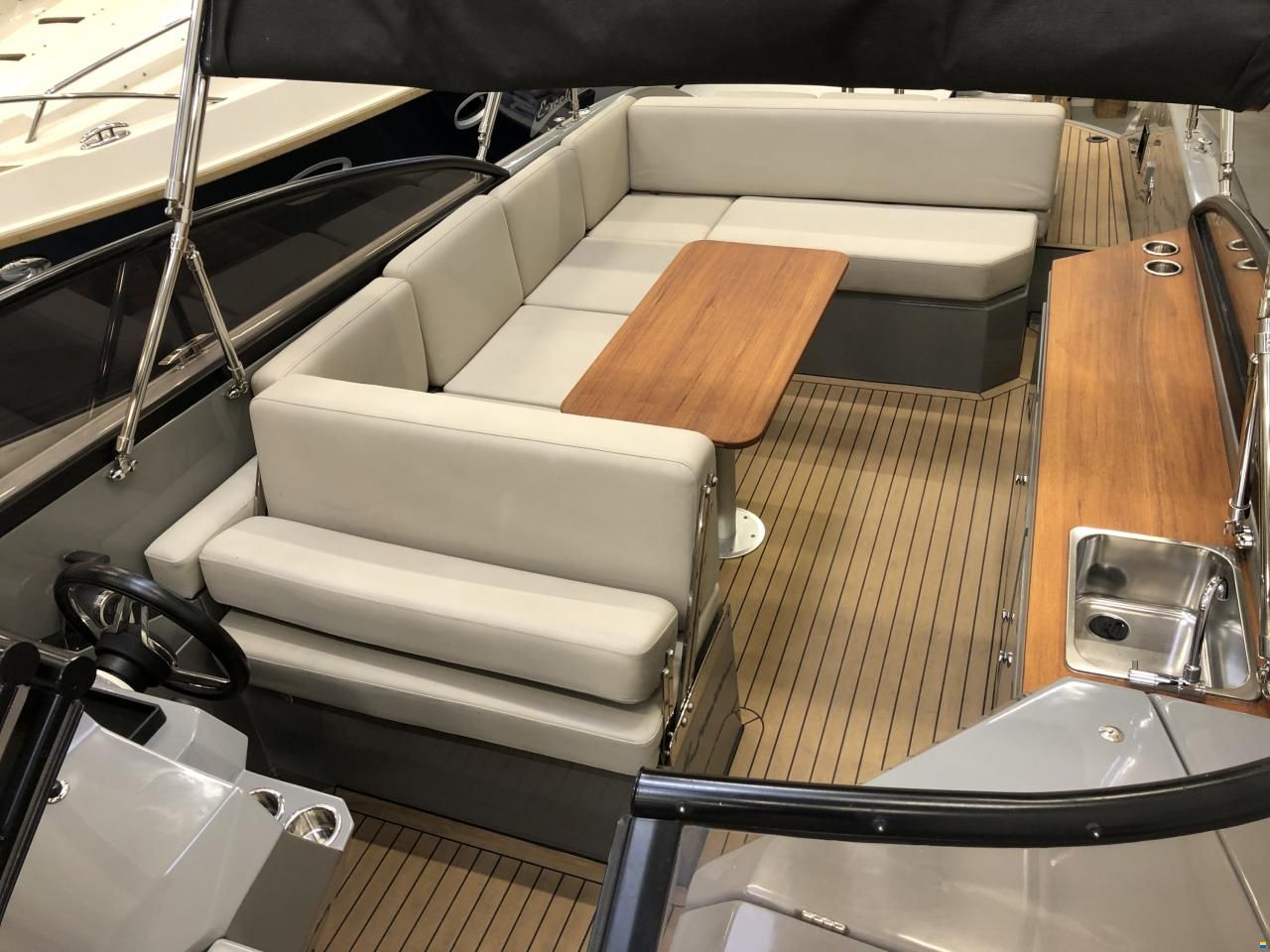 Rand Leisure 28