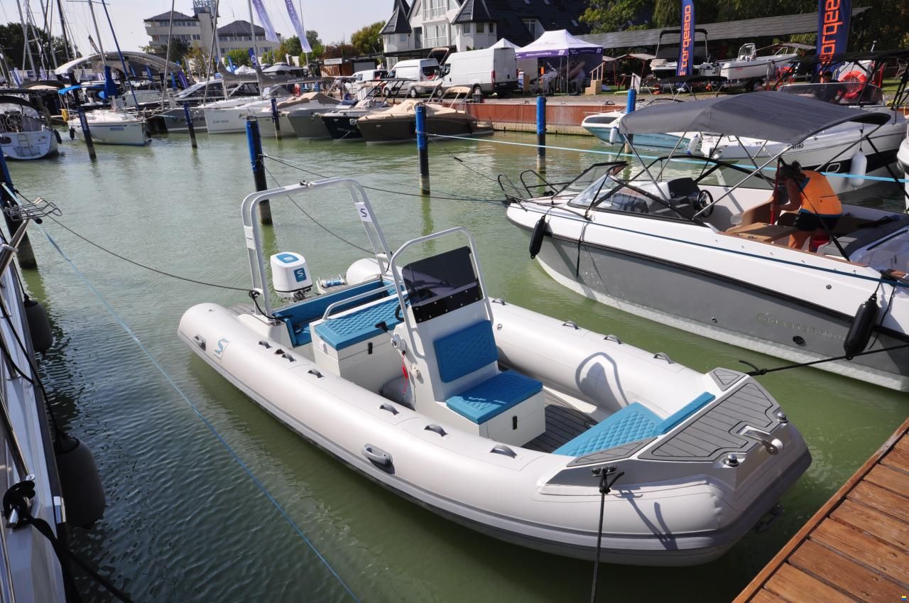 Stream RIB 560 50PS ELECTRIC