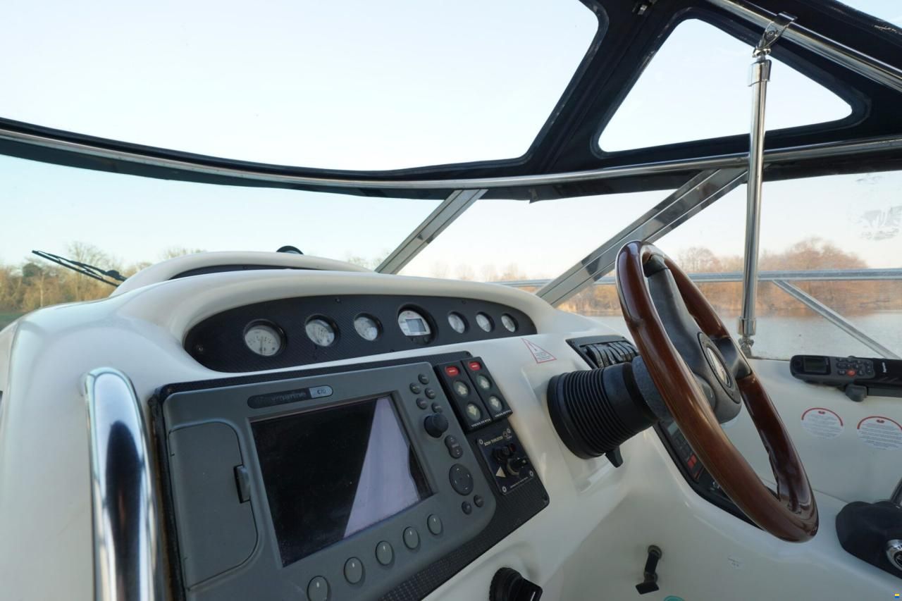 Cranchi Endurance 39