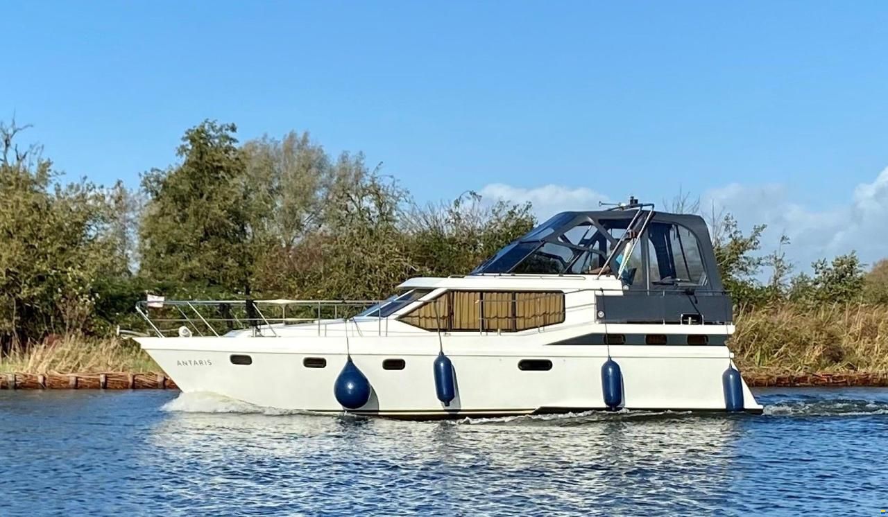 Vri-Jon Contessa 37 AK Cabrio