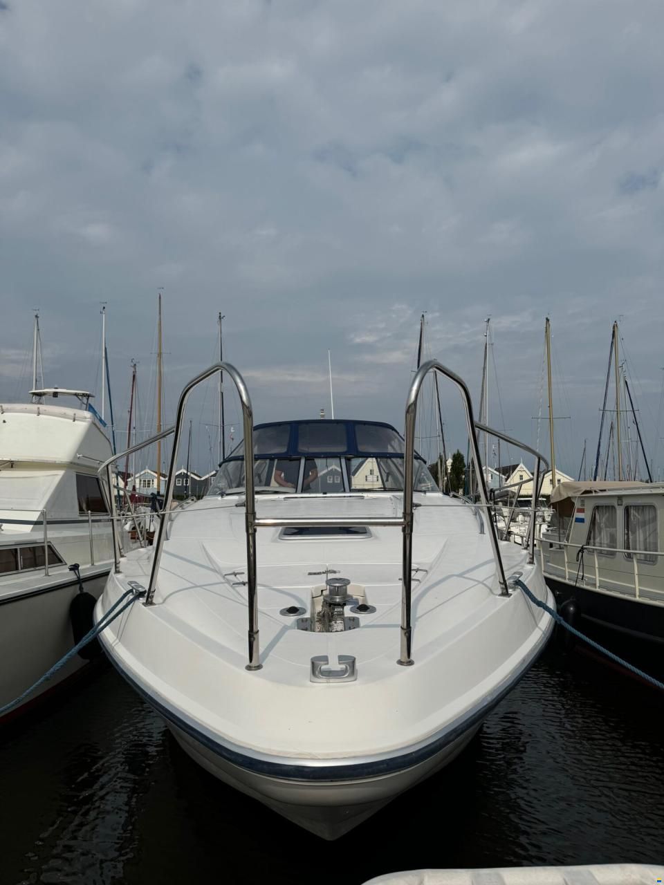Sealine S37