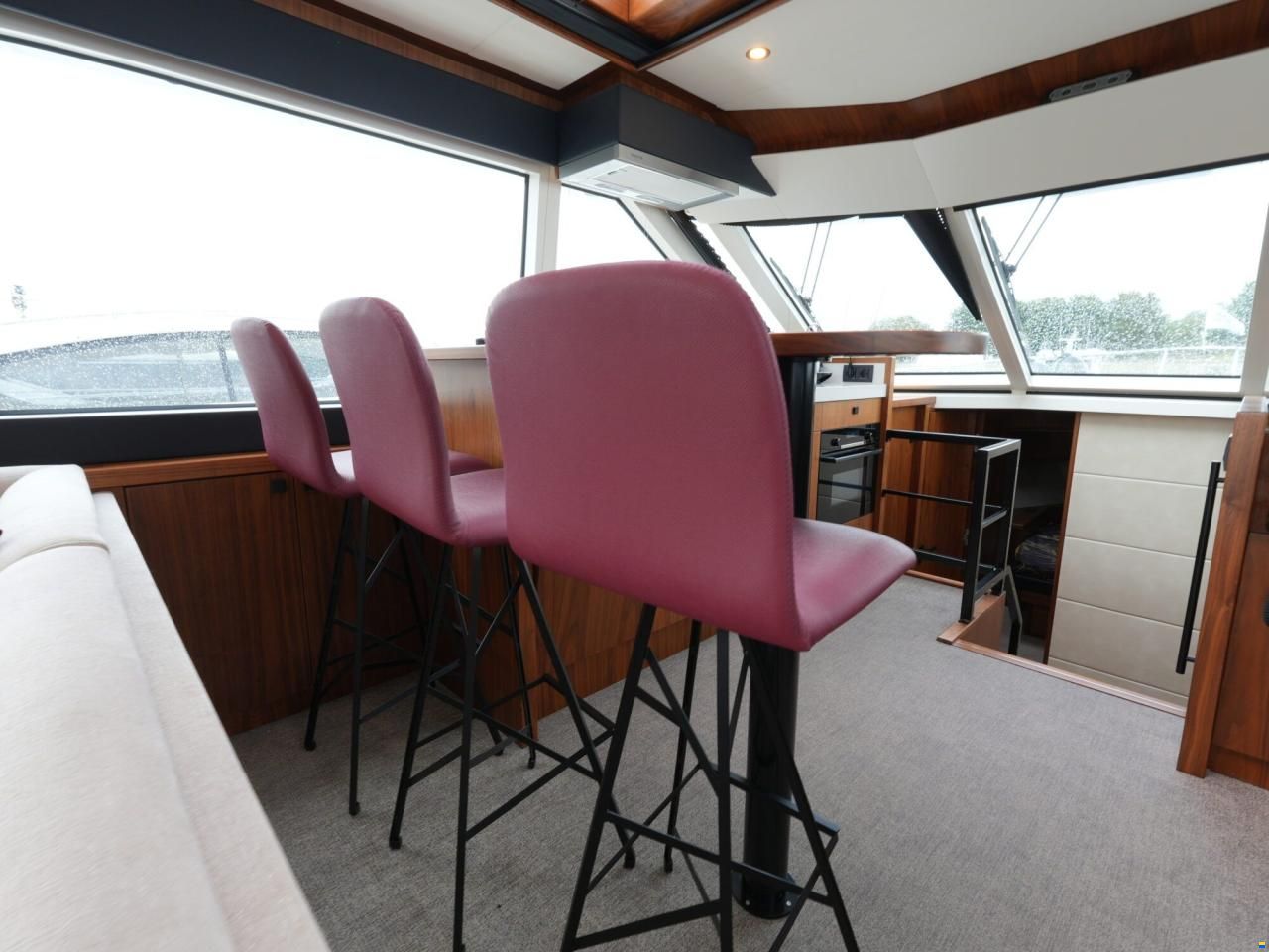 Van den Hoven Executive 15.00 MK II