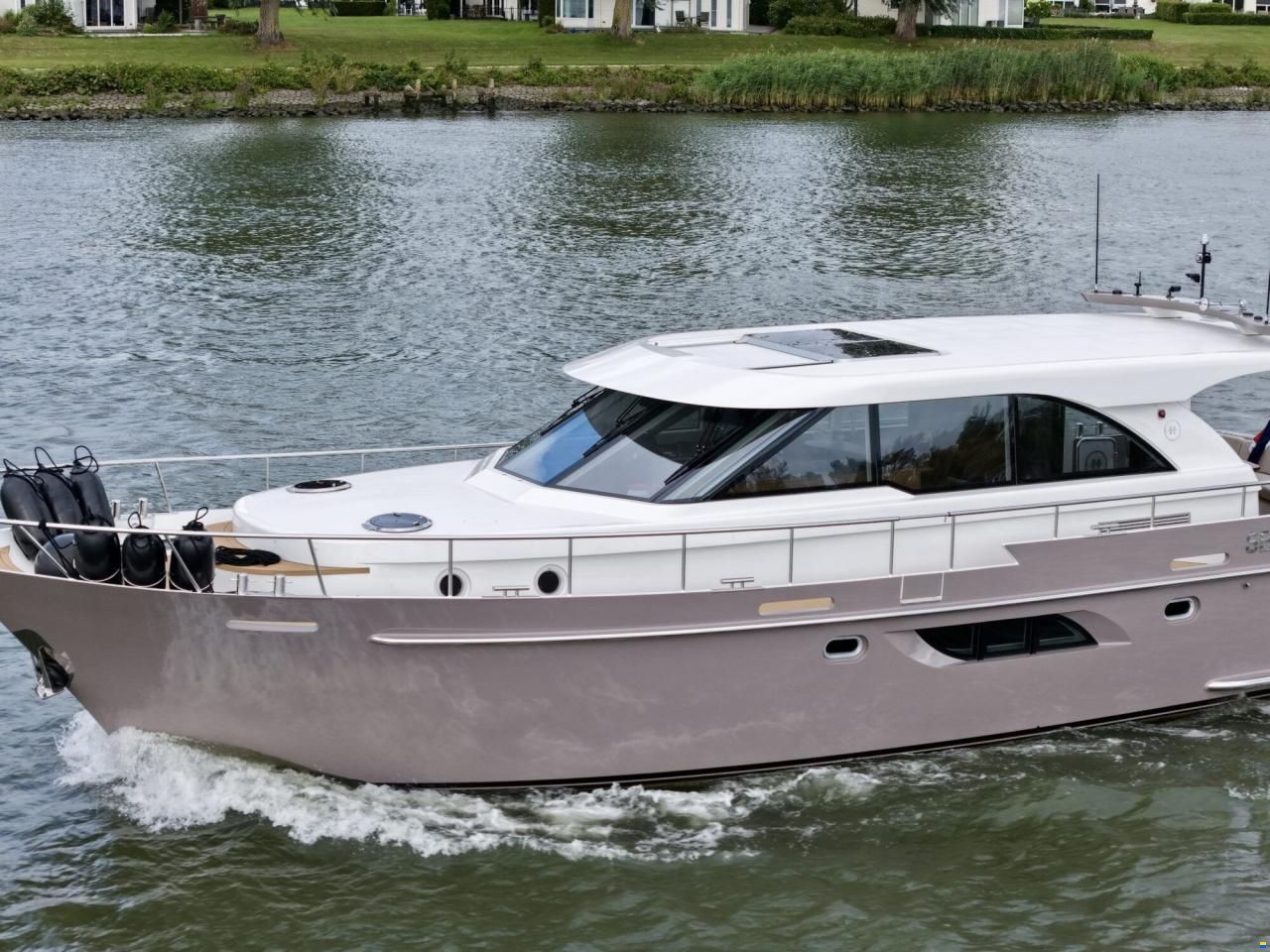 Van den Hoven Executive 15.00 MK II