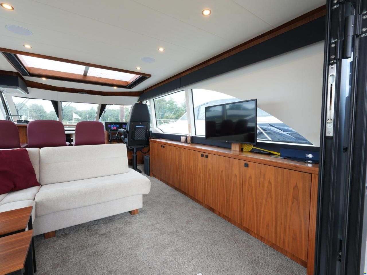 Van den Hoven Executive 15.00 MK II