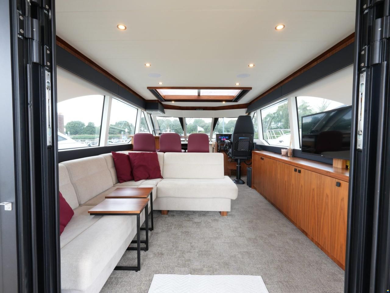 Van den Hoven Executive 15.00 MK II