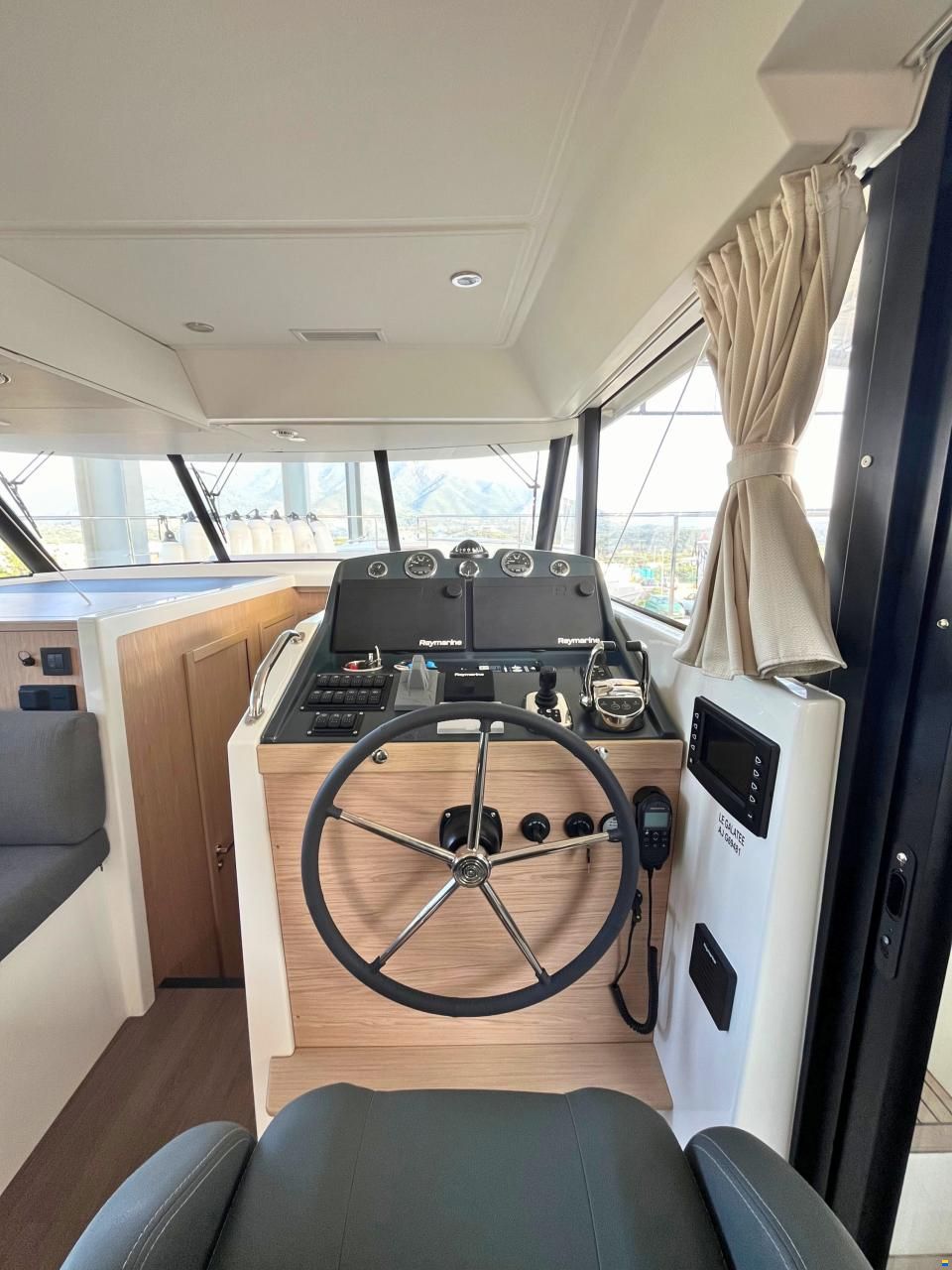Beneteau Swift Trawler 48