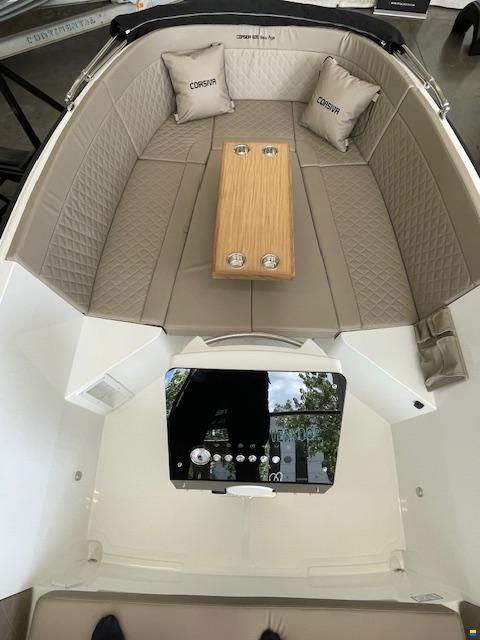 Corsiva 605 Tender