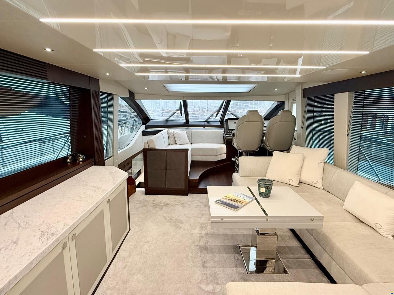 Sunseeker 74 Sport Yacht