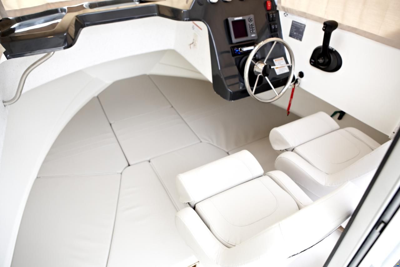 Quicksilver 605 PILOTHOUSE