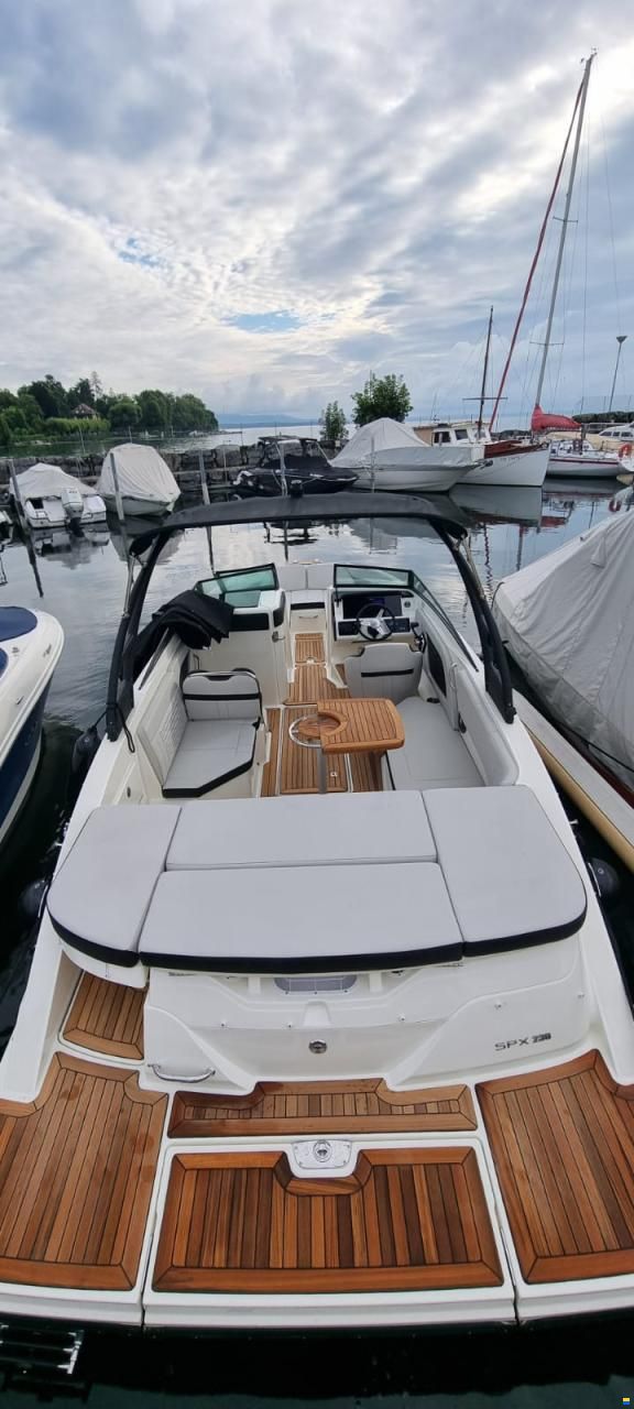 Sea Ray SPX 230 Europe