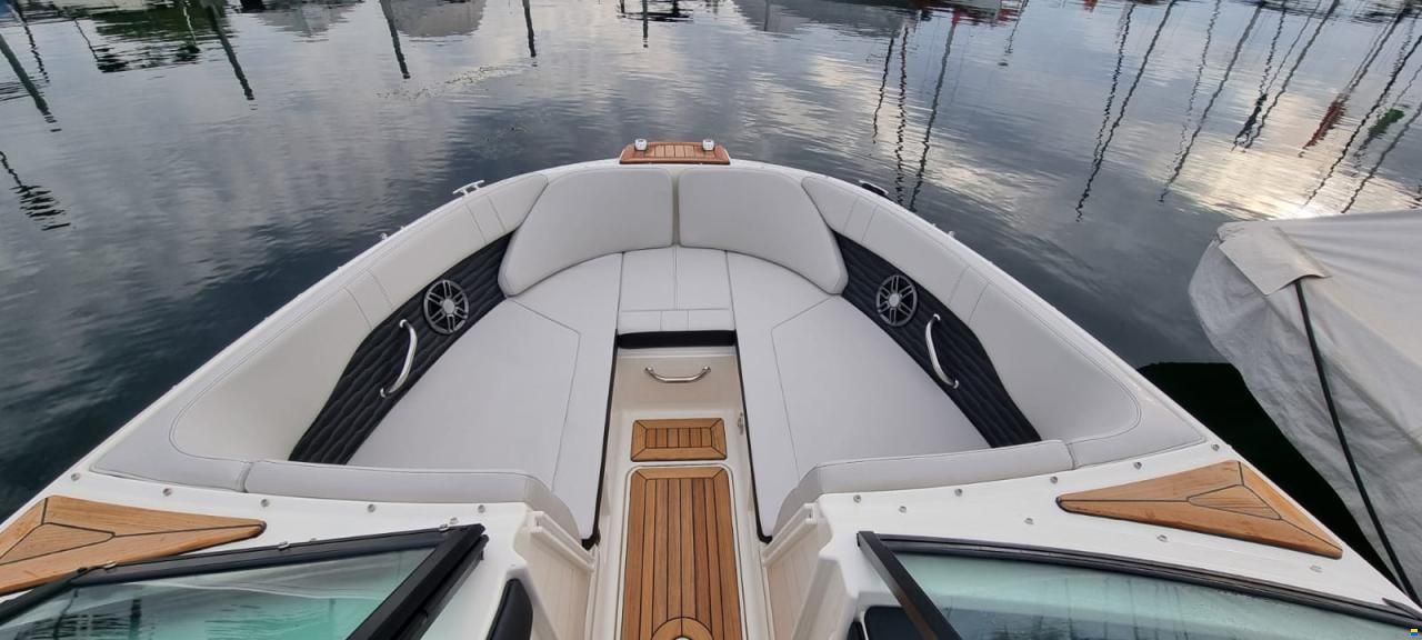 Sea Ray SPX 230 Europe