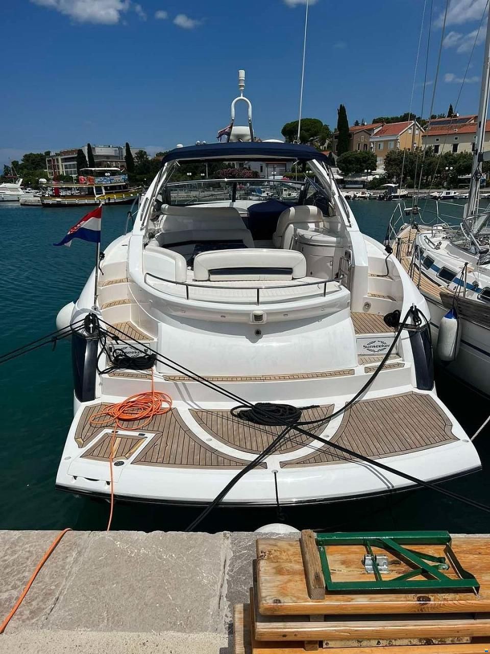 Sunseeker Portofino 46
