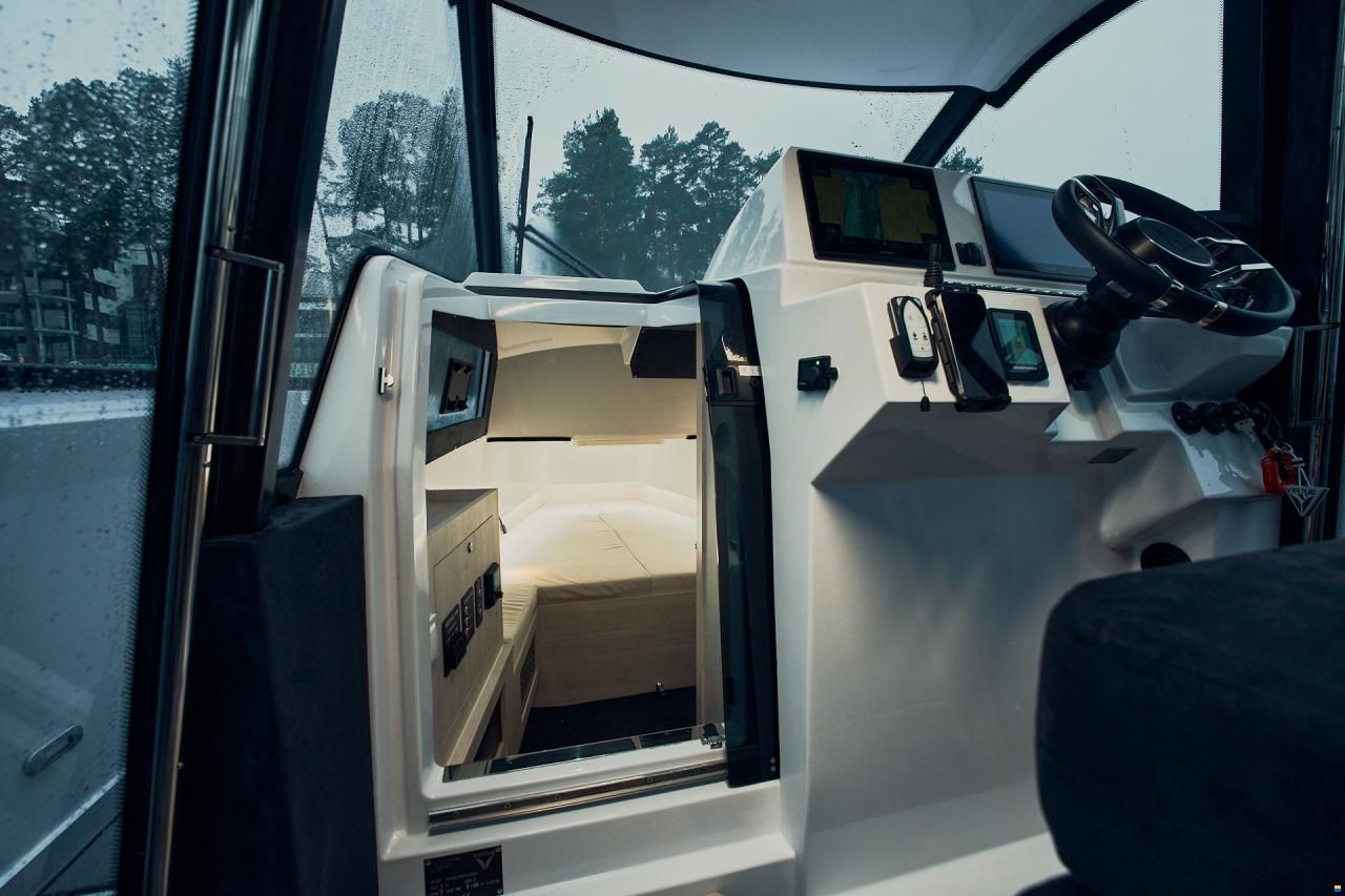 Virtue V10 Cabin