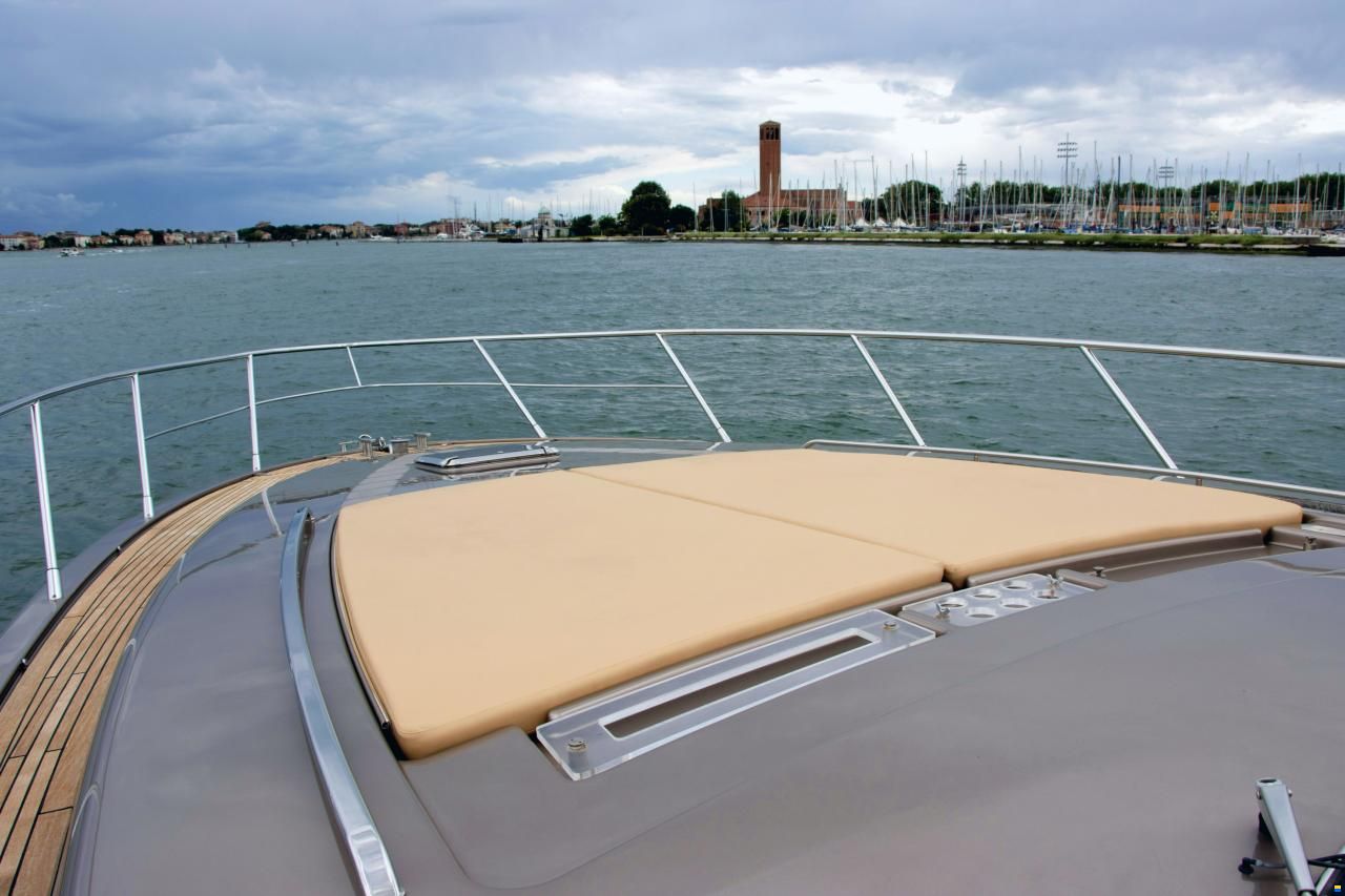 Riva Rivale 52