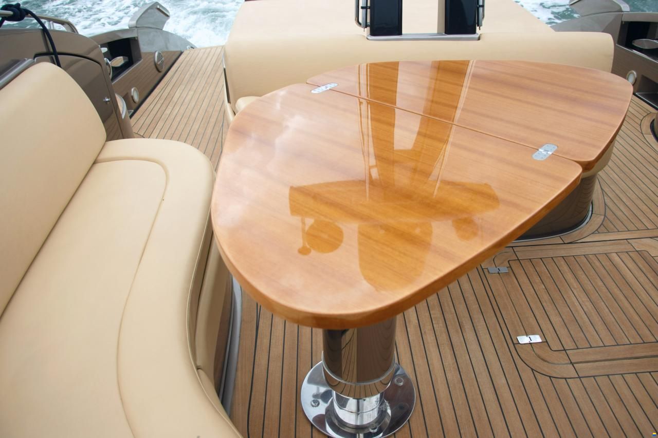 Riva Rivale 52