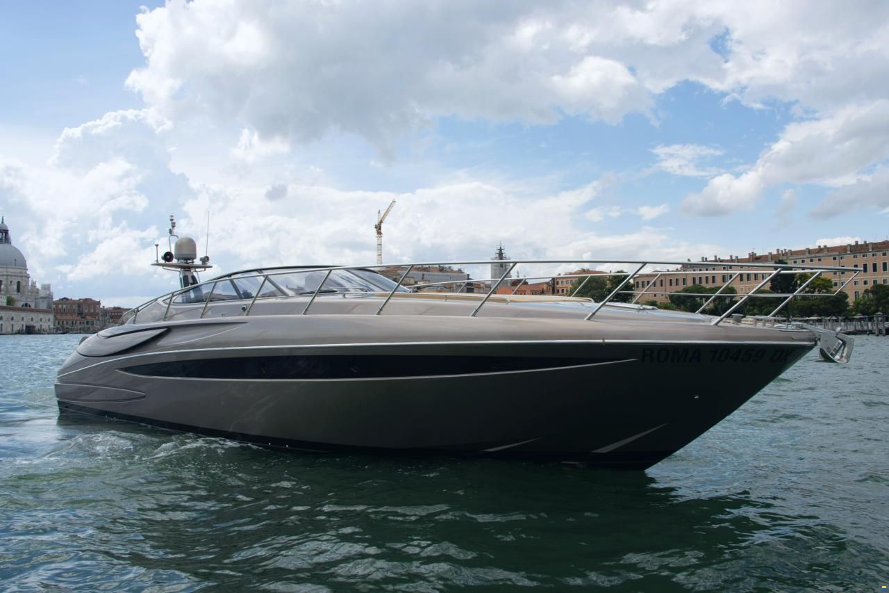 Riva Rivale 52
