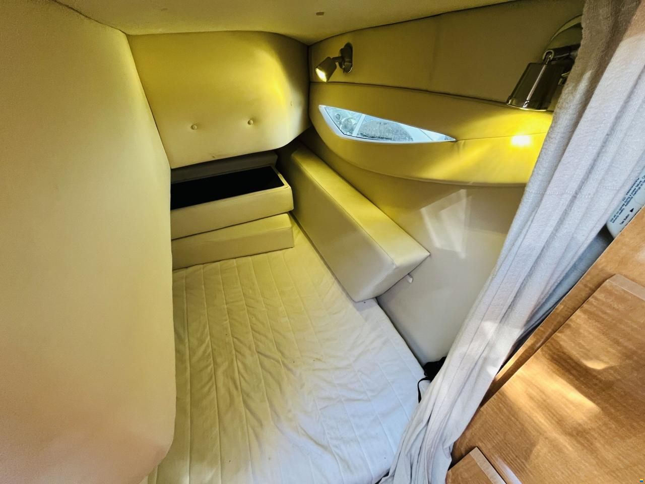 Larson Cabrio 777