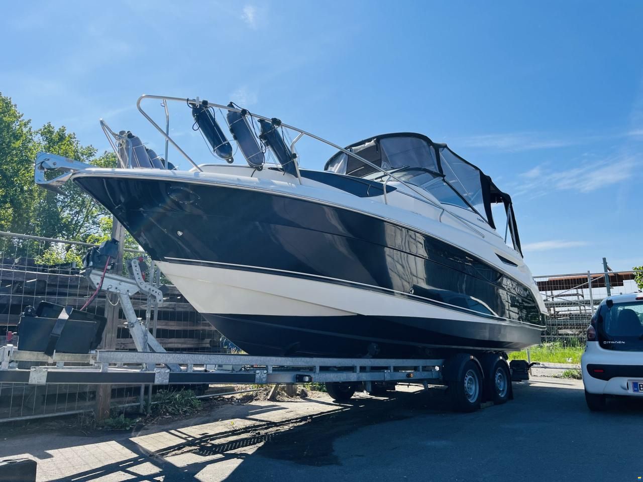 Larson Cabrio 777