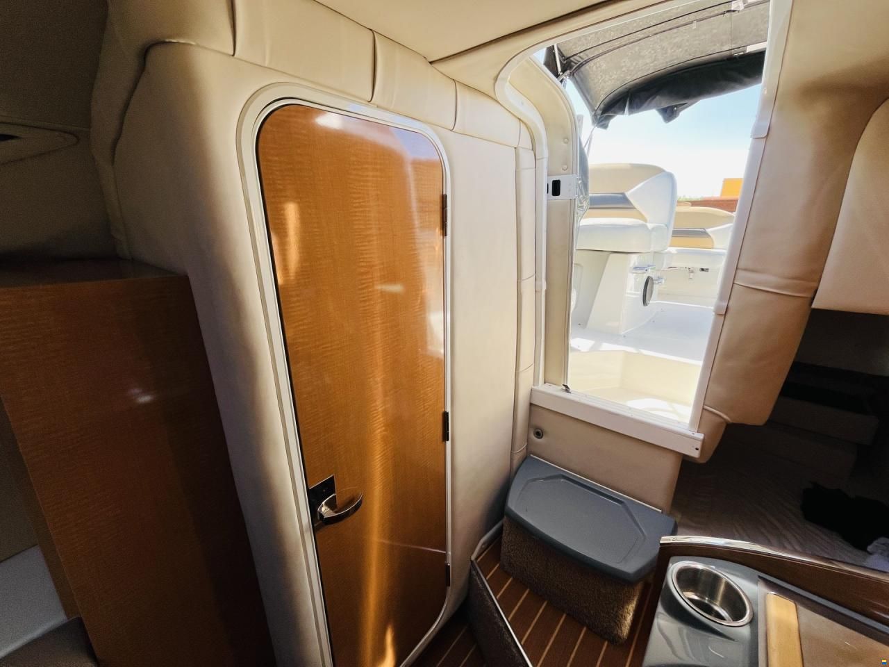 Larson Cabrio 777