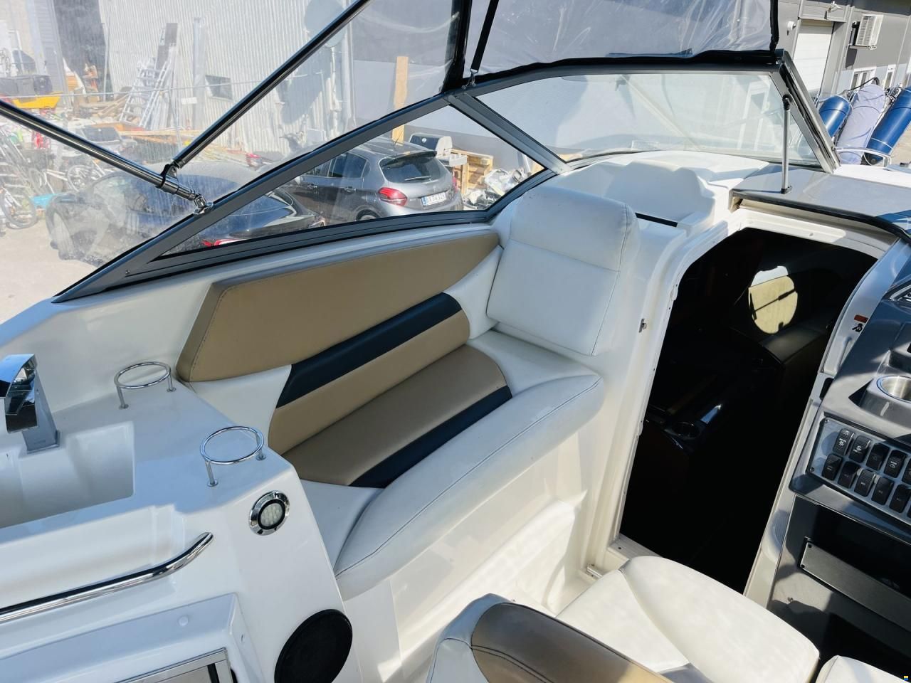 Larson Cabrio 777