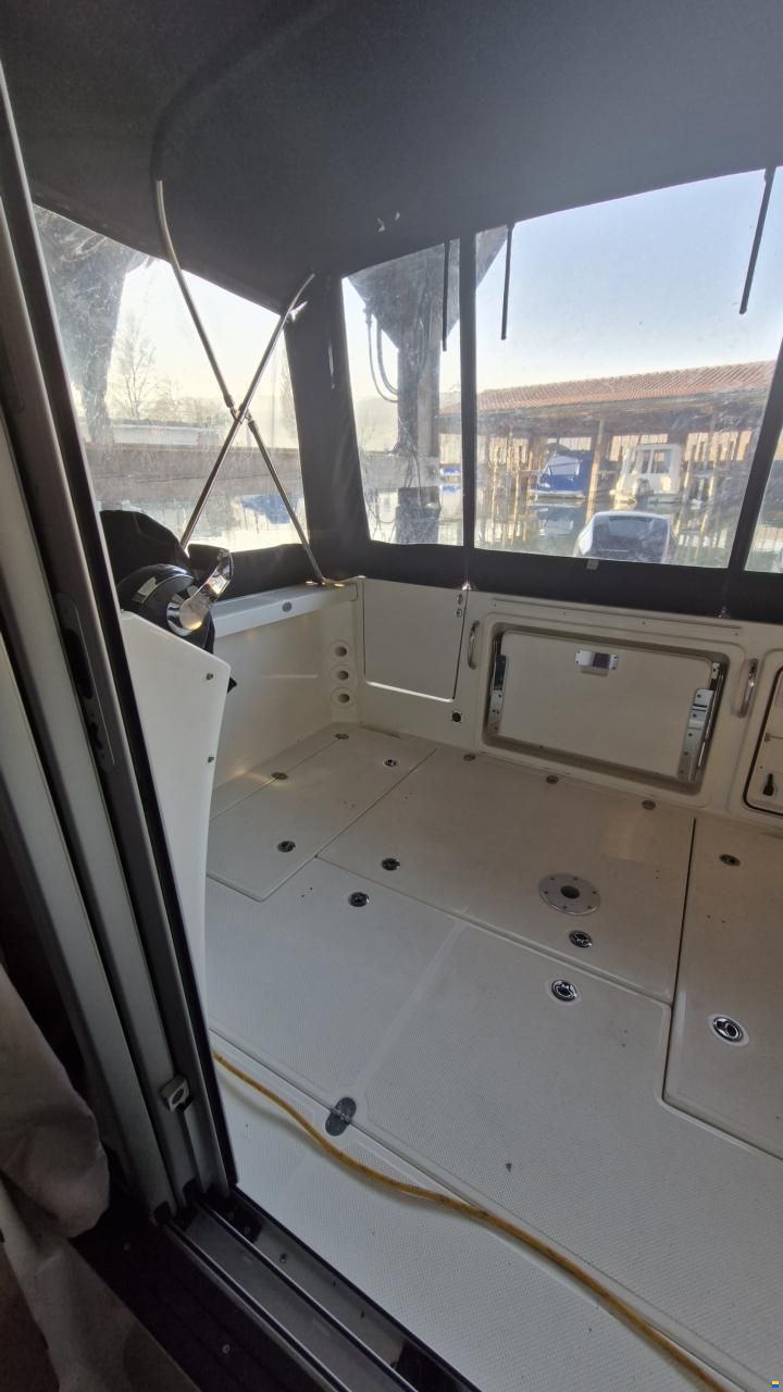 Quicksilver 755 Pilothouse