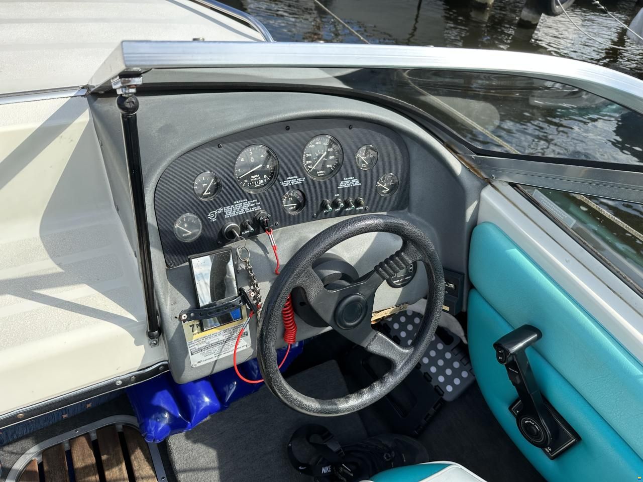 Stingray 558