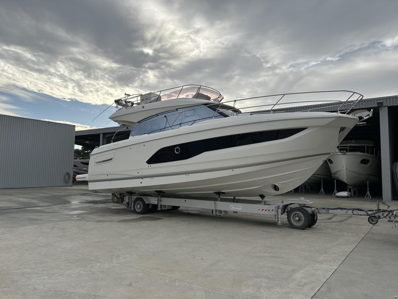 Prestige 420 Fly