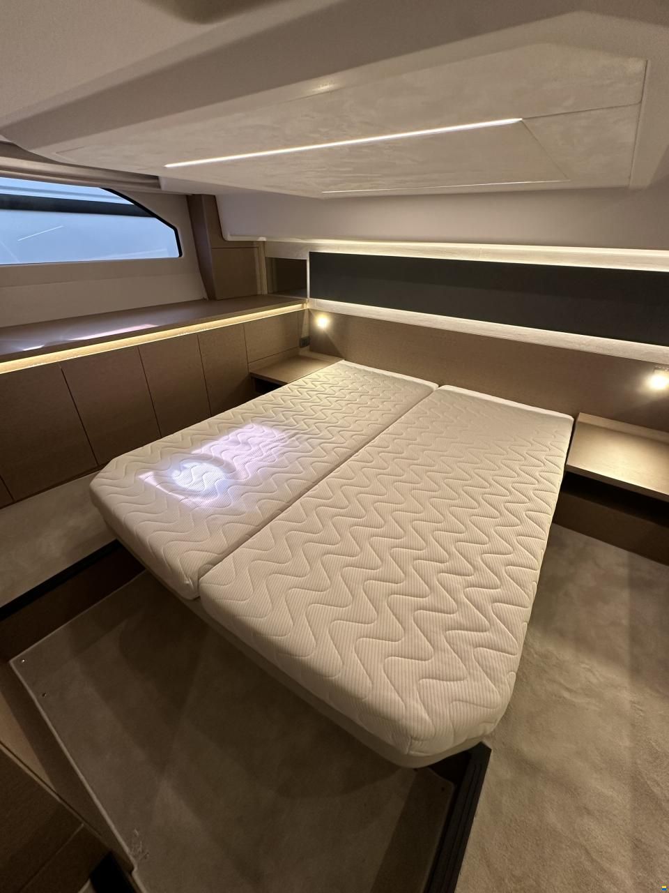 Prestige 420 Fly