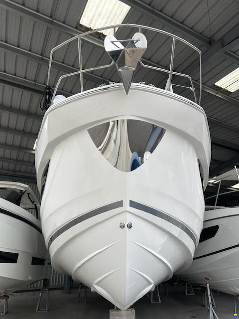 Prestige 420 Fly