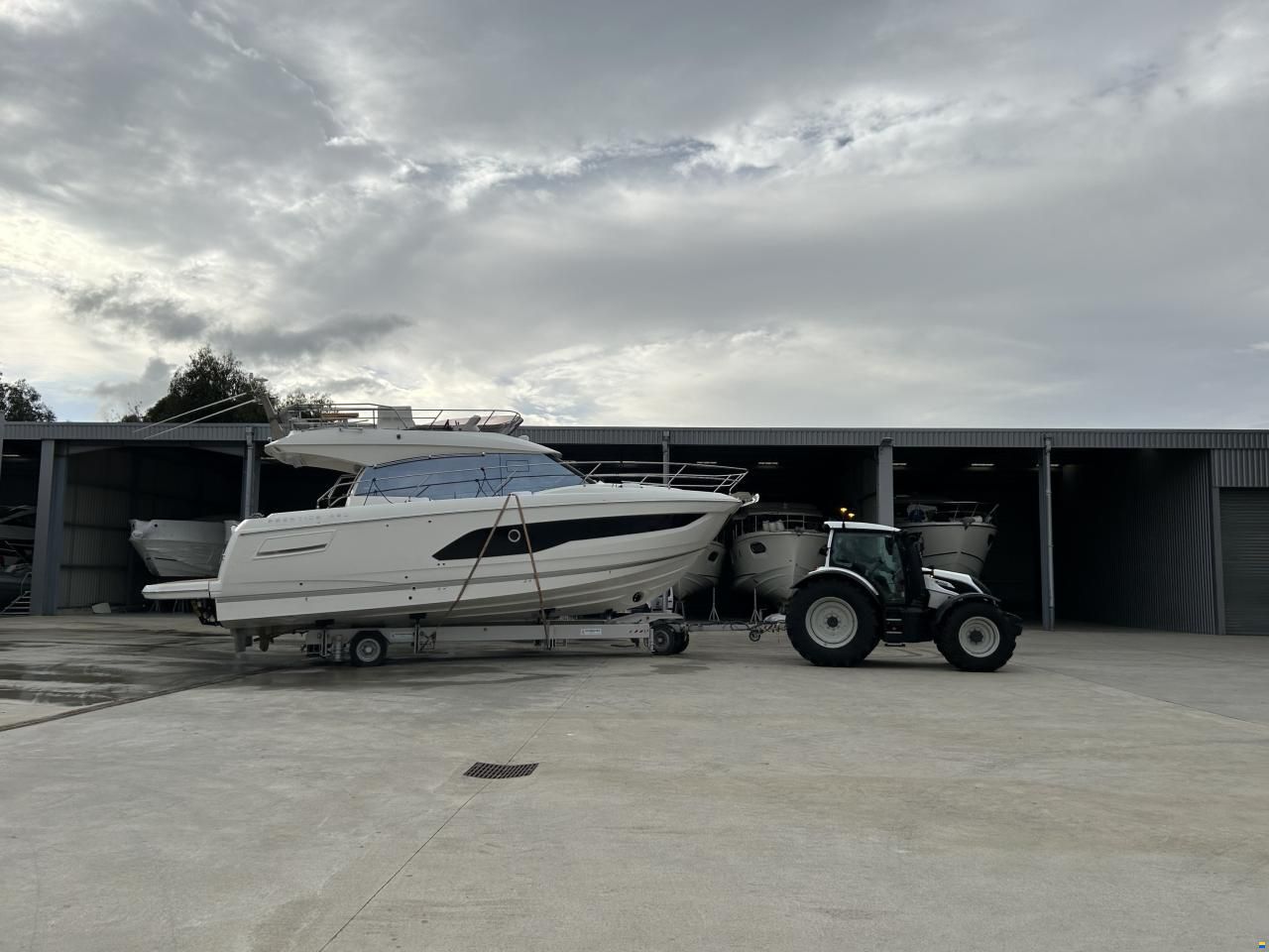 Prestige 420 Fly