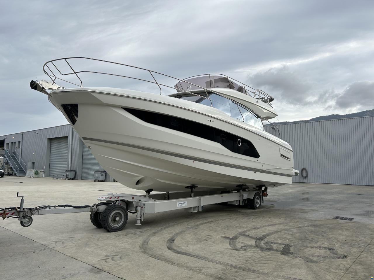 Prestige 420 Fly