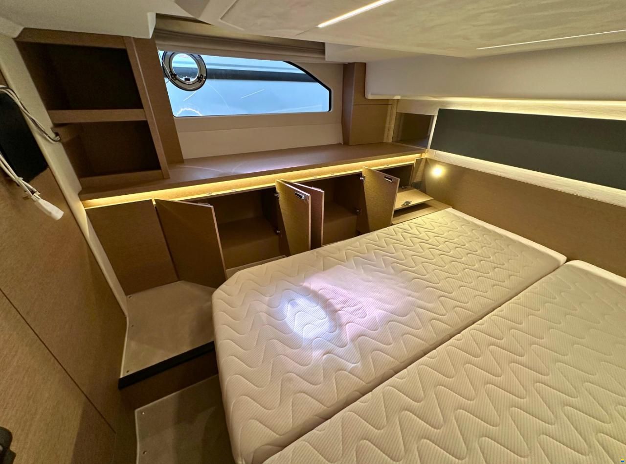 Prestige 420 Fly