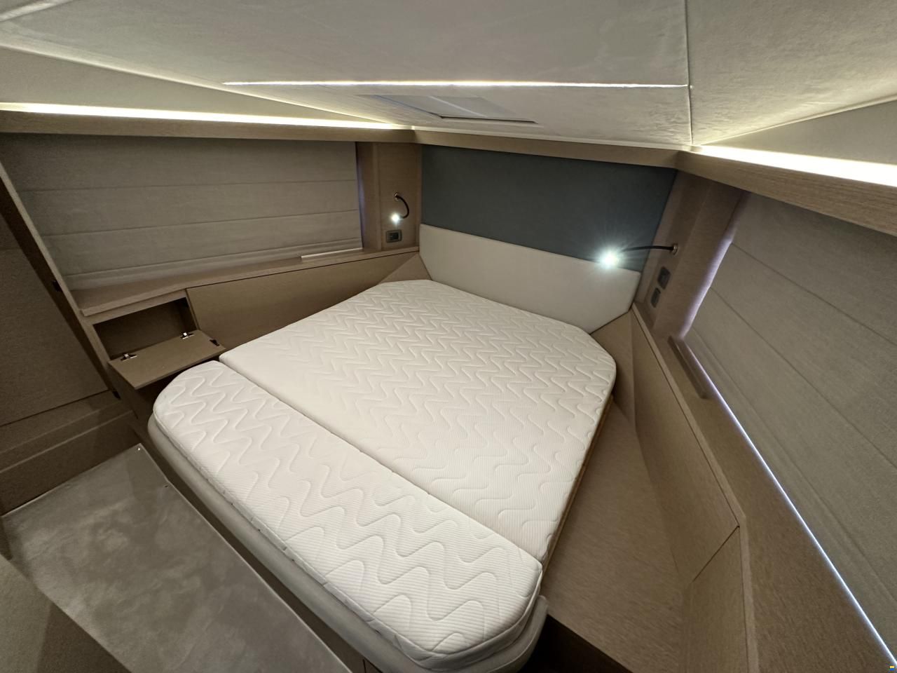 Prestige 420 Fly