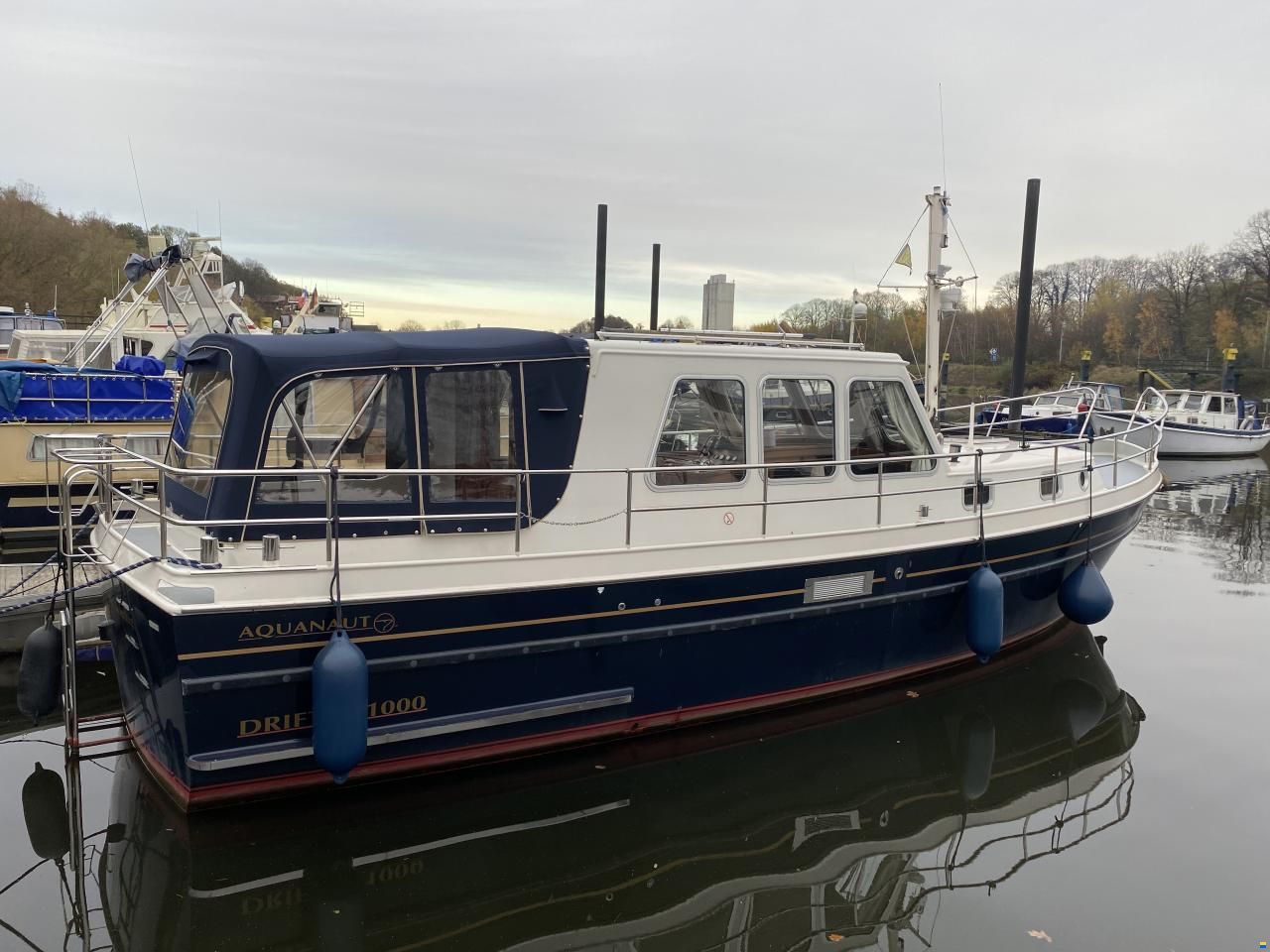Aquanaut Drifter 1000