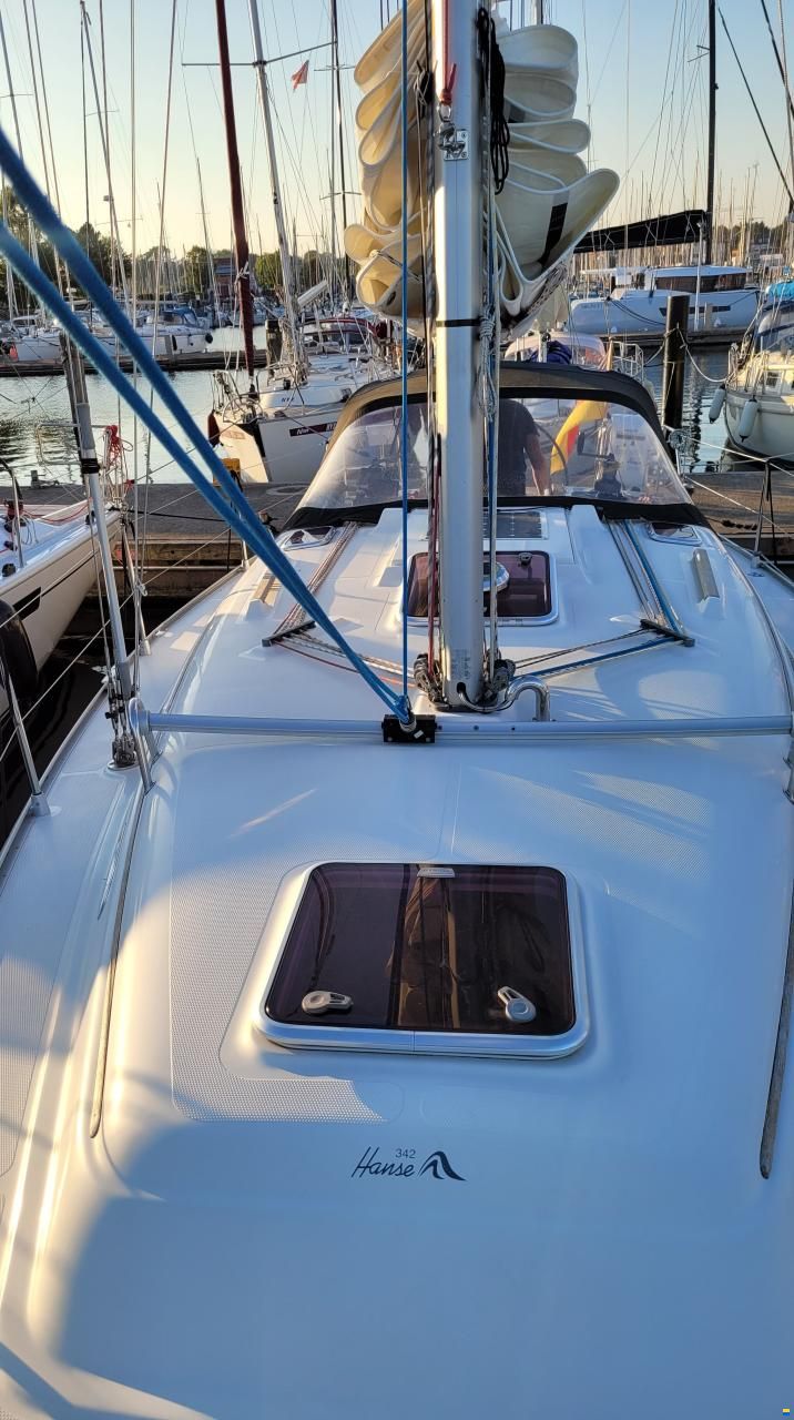 Hanse 342