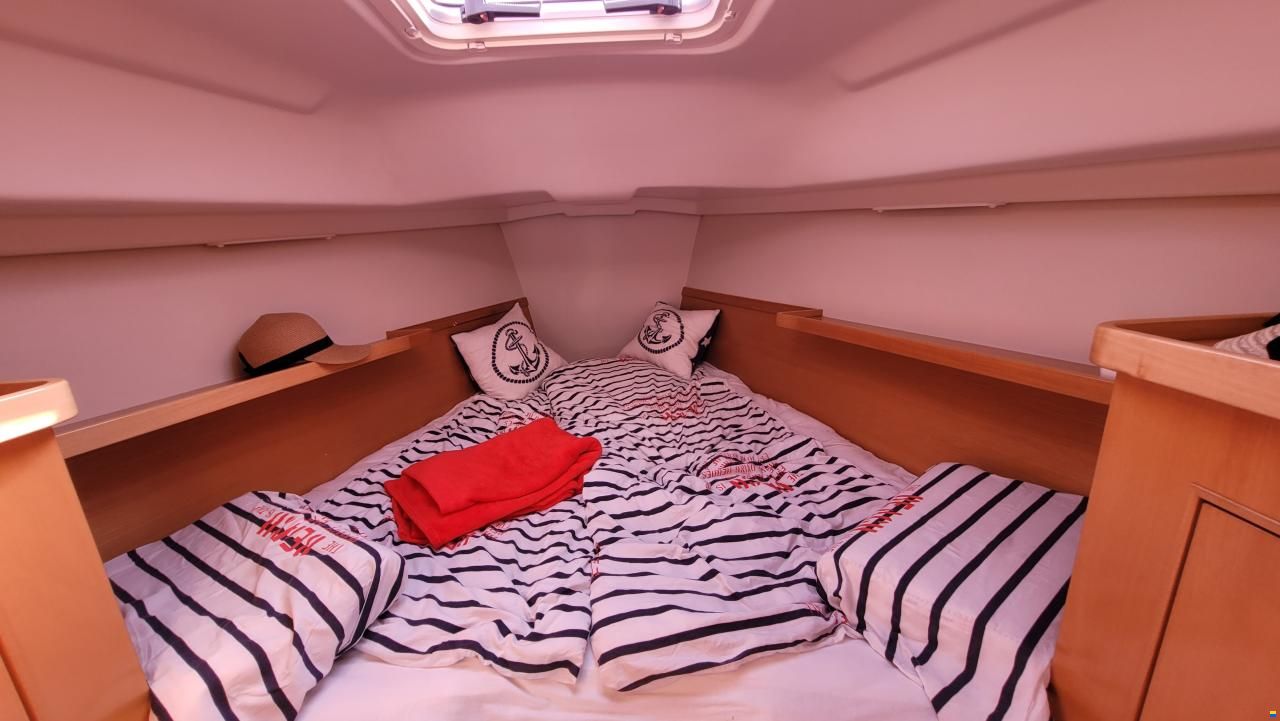 Hanse 342