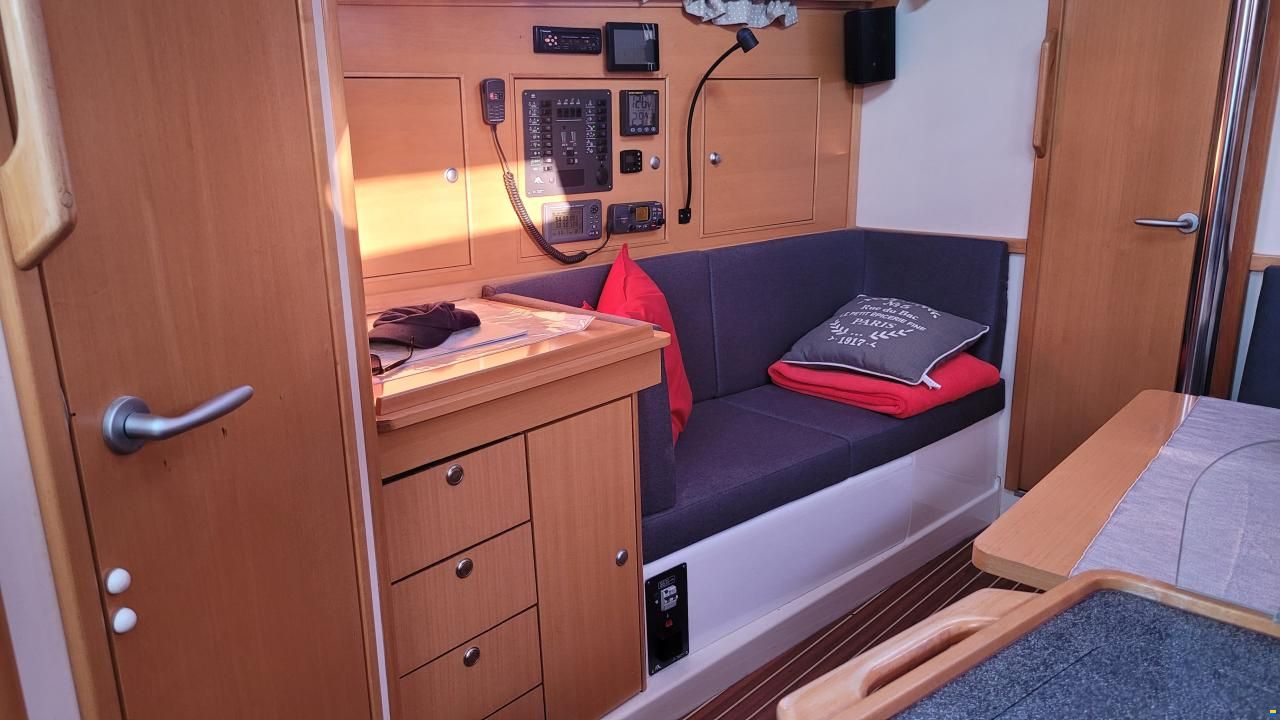 Hanse 342
